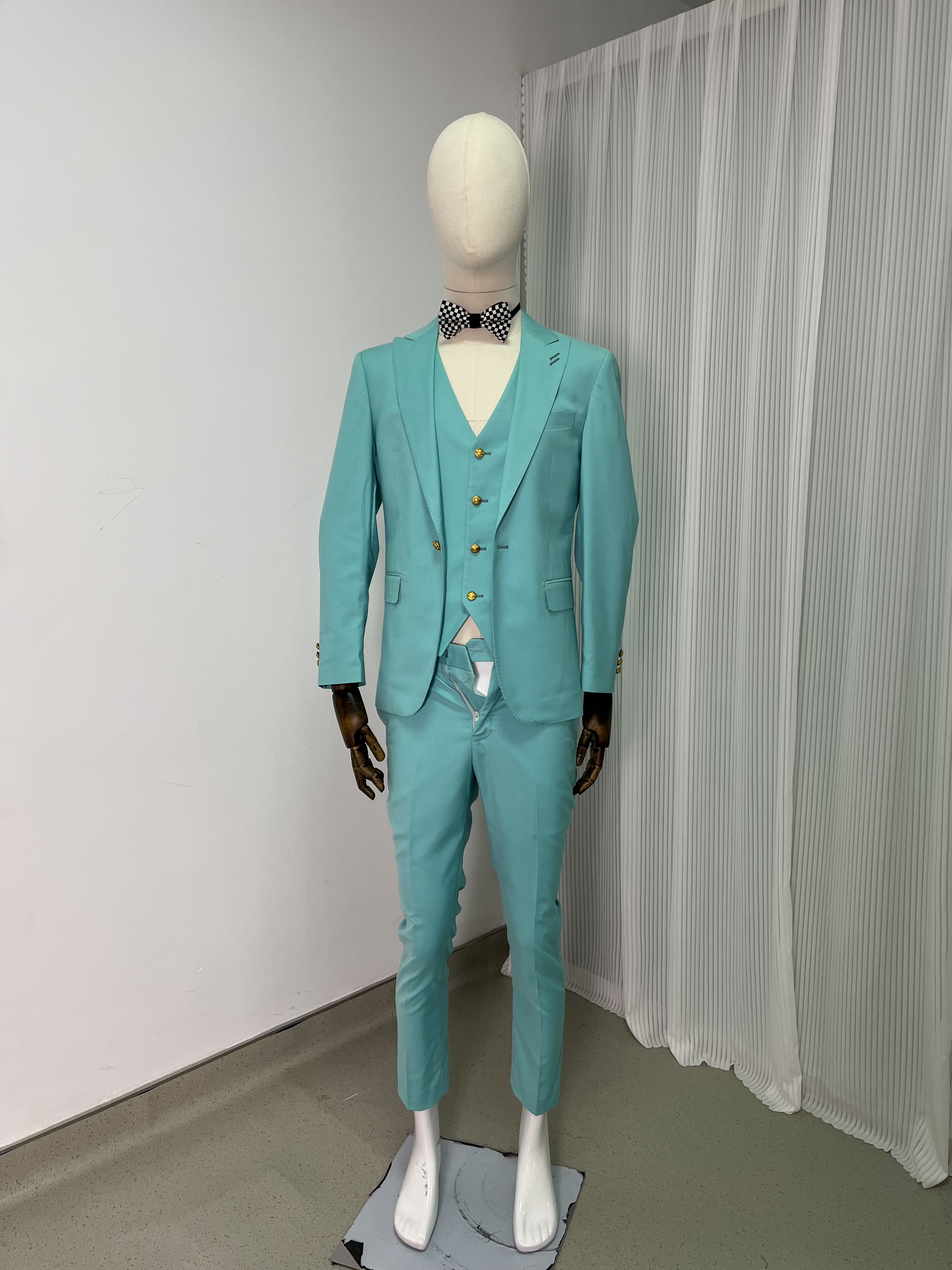 高品質！ジャケット、ベスト、パンツの3点セット タキシード 青 長袖 ネックタイ 結婚式