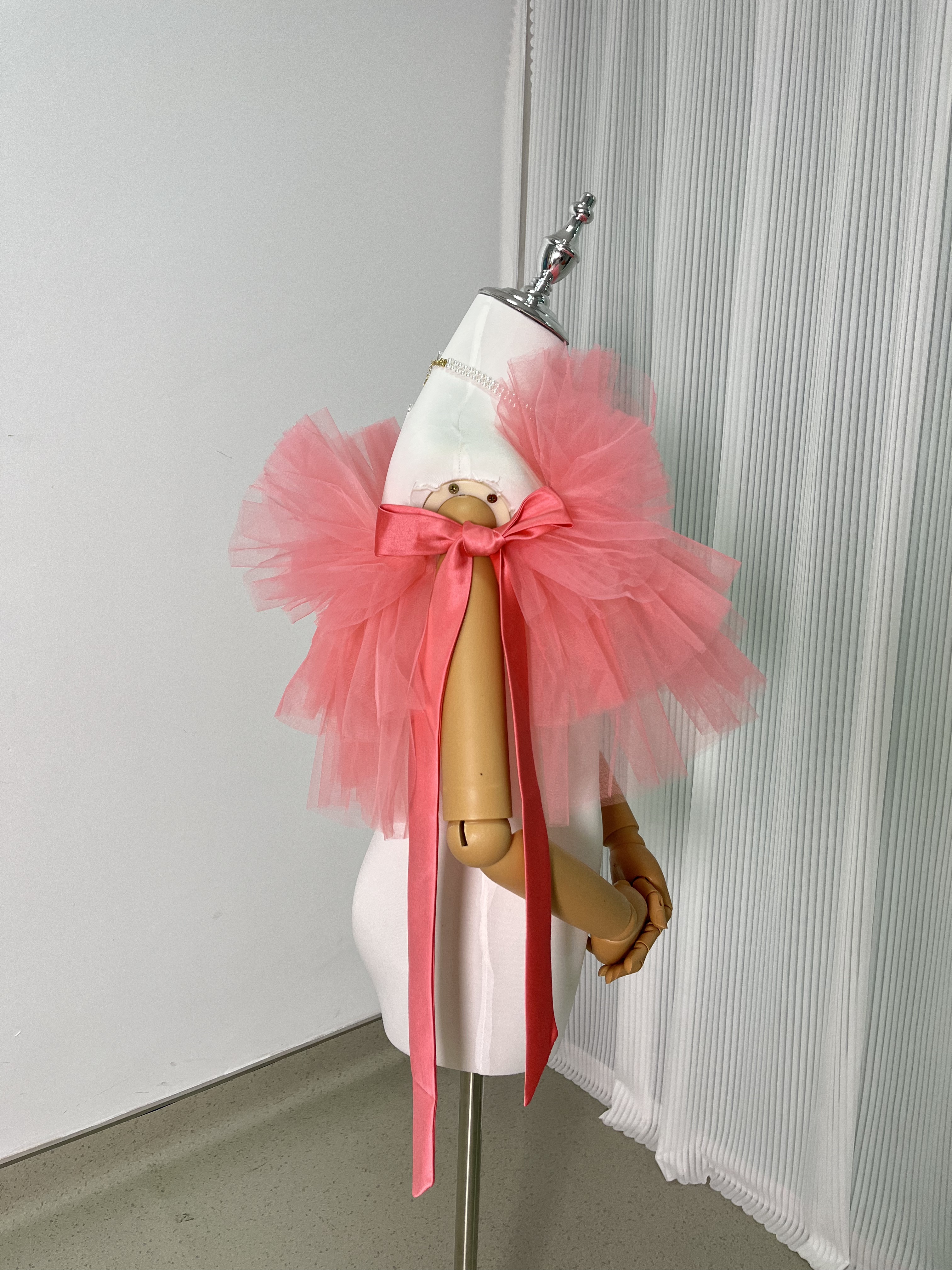 オフショルダー 可愛い ビビッドピンク デザイン感 ソフトチュール 前撮り ストレッチ