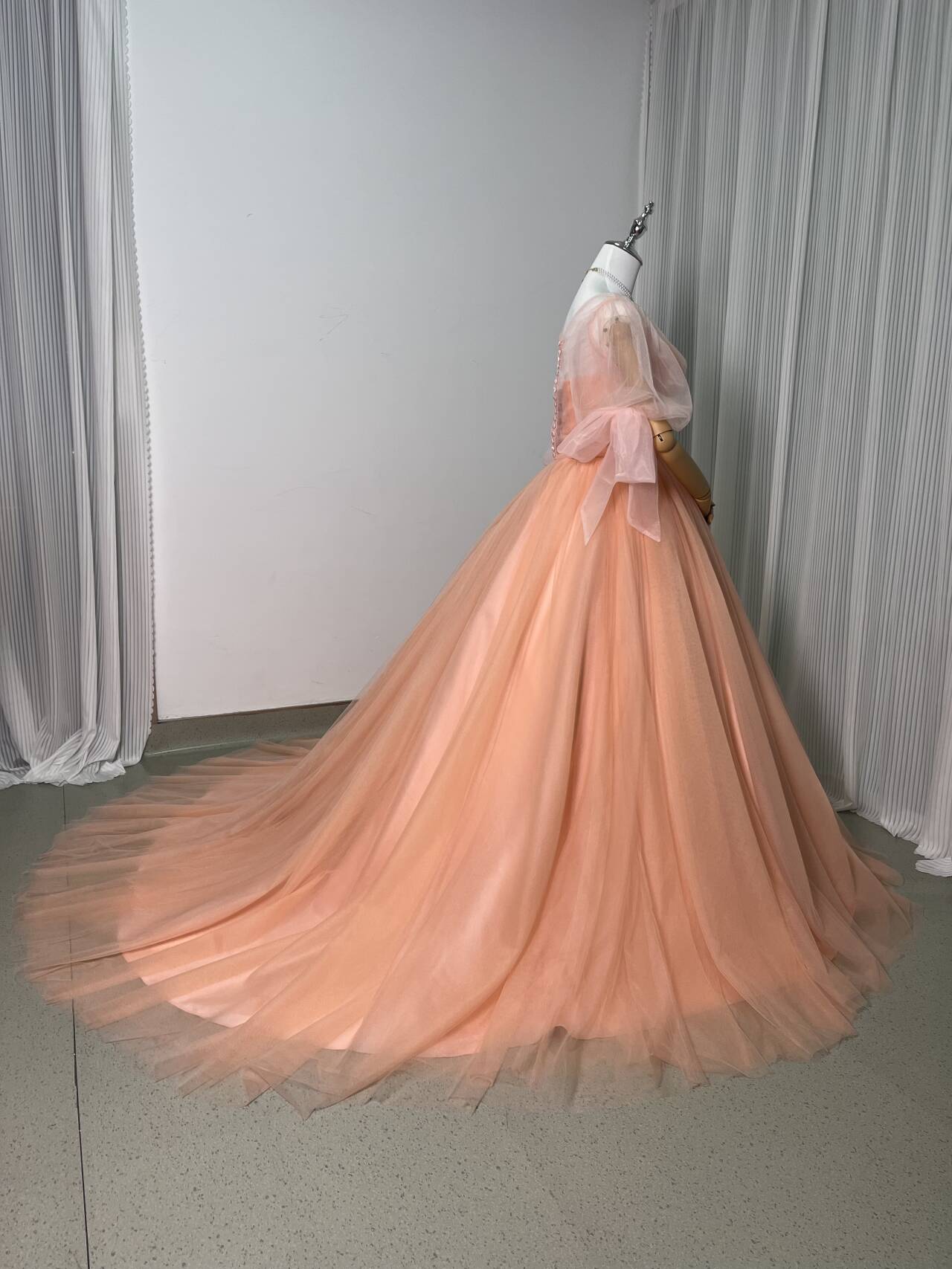 カラードレス+トップス 薄ピンク プリンセスライン くるみボタン ソフトチュール 花嫁/披露宴