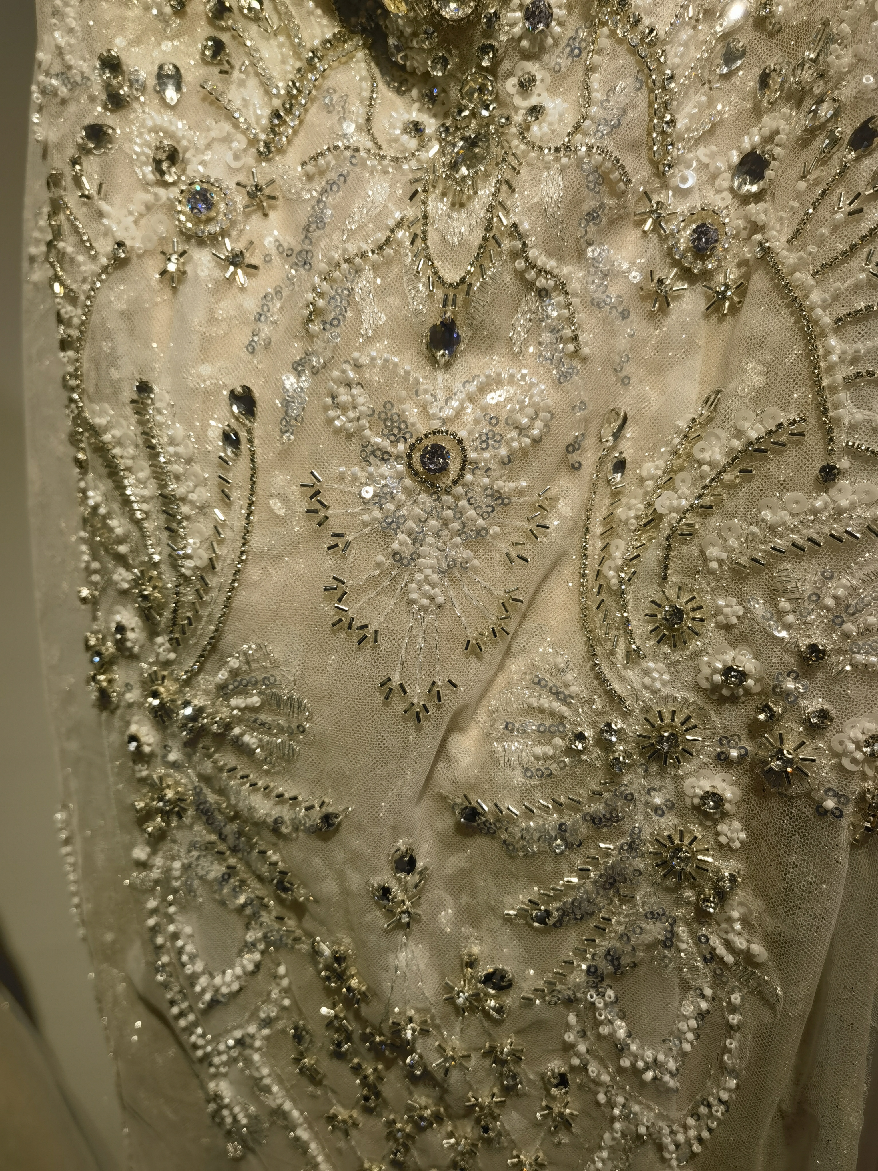 豪華！ ウェディングドレス オフショルダー キラキラのハンドビーディング 編み上げ マーメイドライン 結婚式