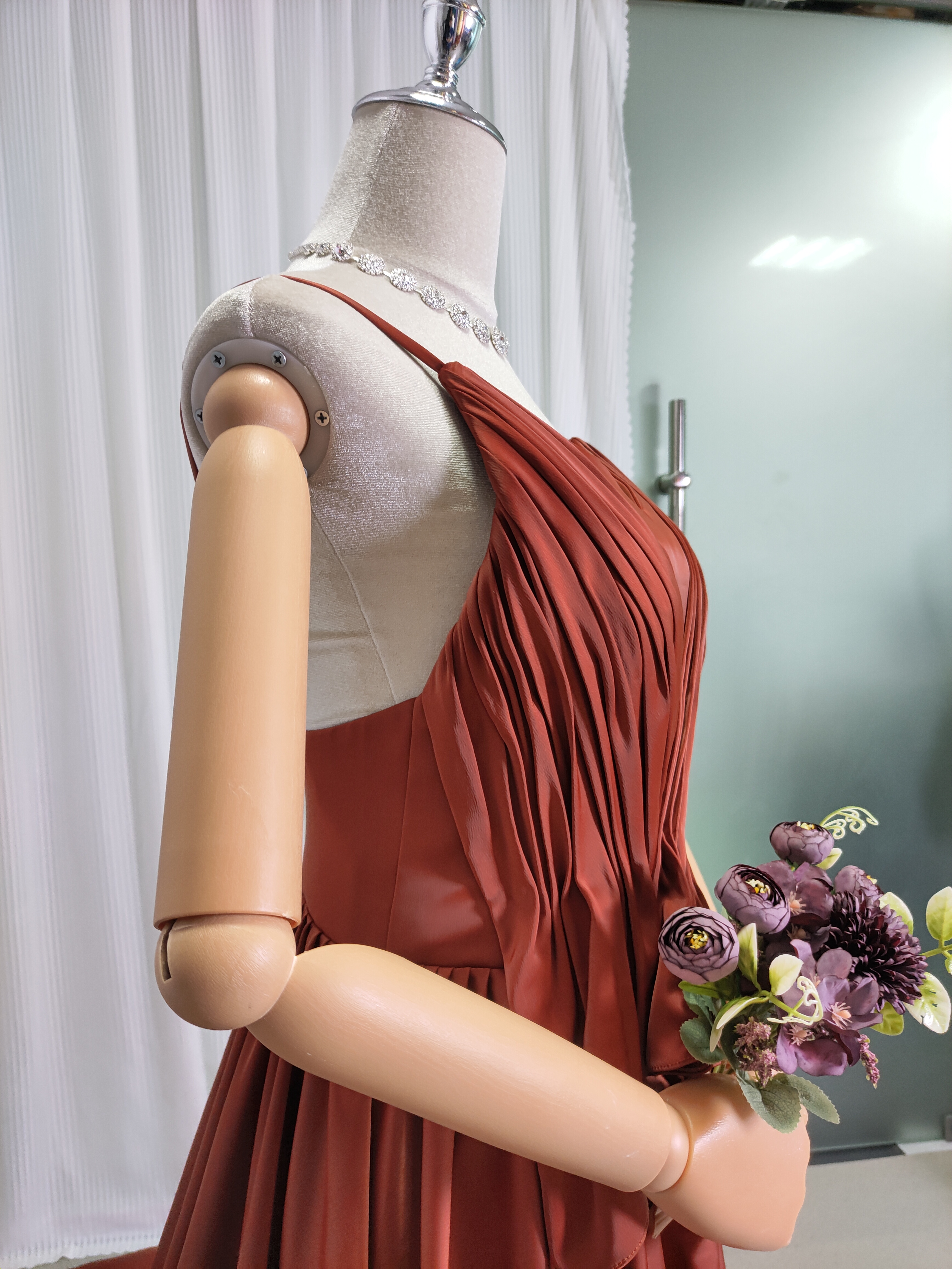 パーティードレス テラコッタ色 滑らか キャミソール Vネック ファスナー 前撮り ロングトレーン