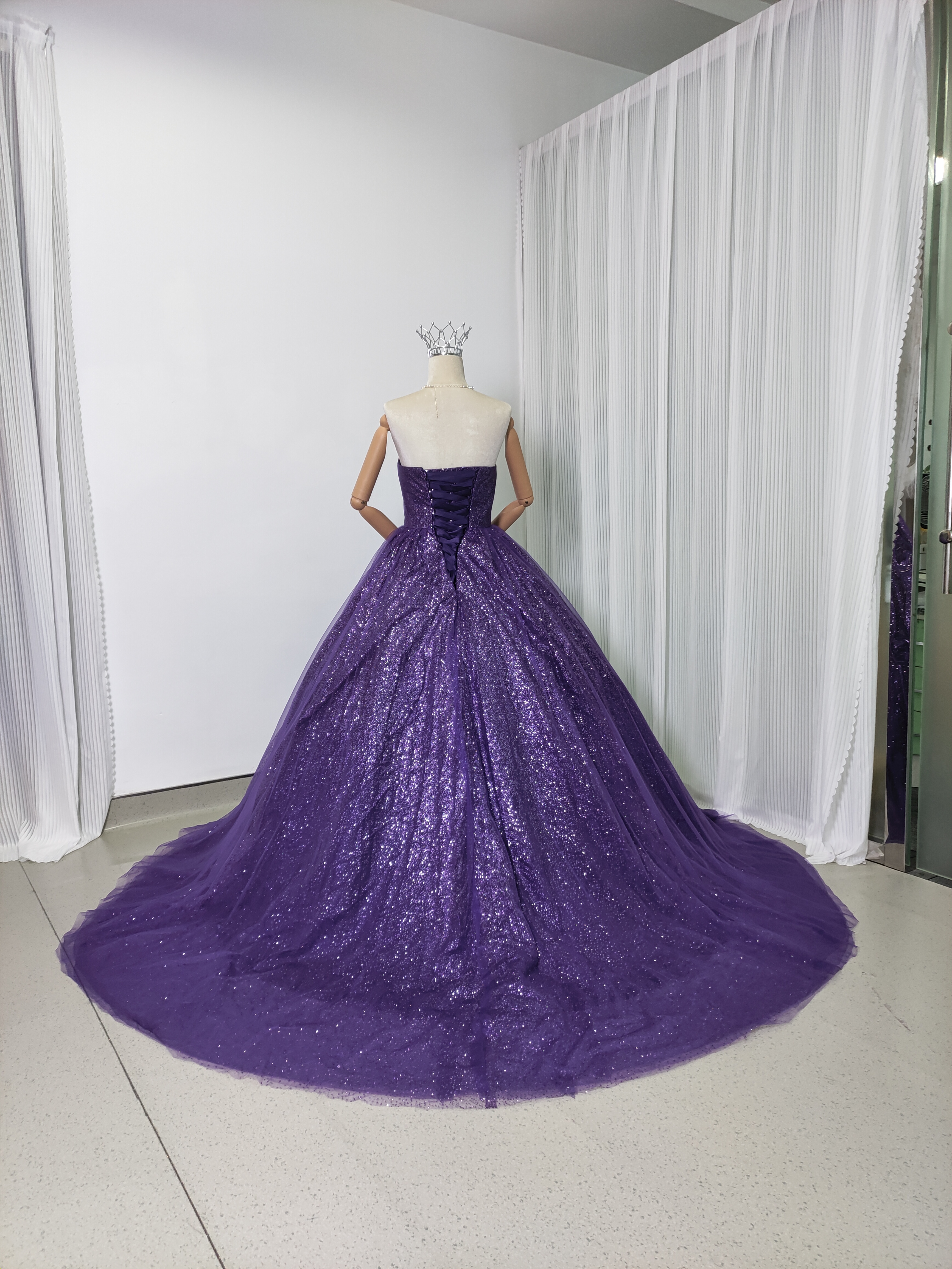 カラードレス パープル ベアトップ キラキラグリッターチュール 編み上げ 披露宴 前撮り