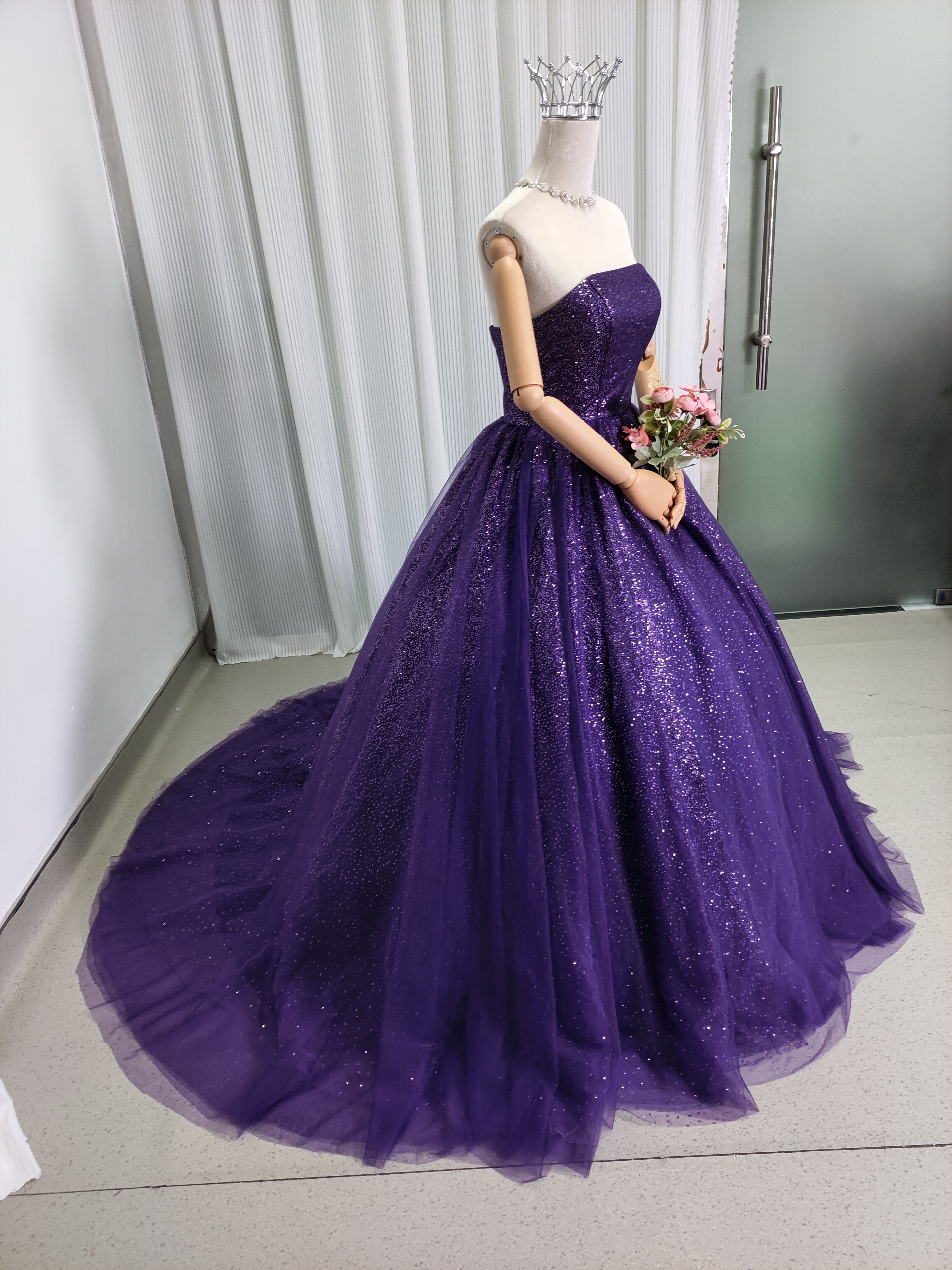カラードレス パープル ベアトップ キラキラグリッターチュール 編み上げ 披露宴 前撮り