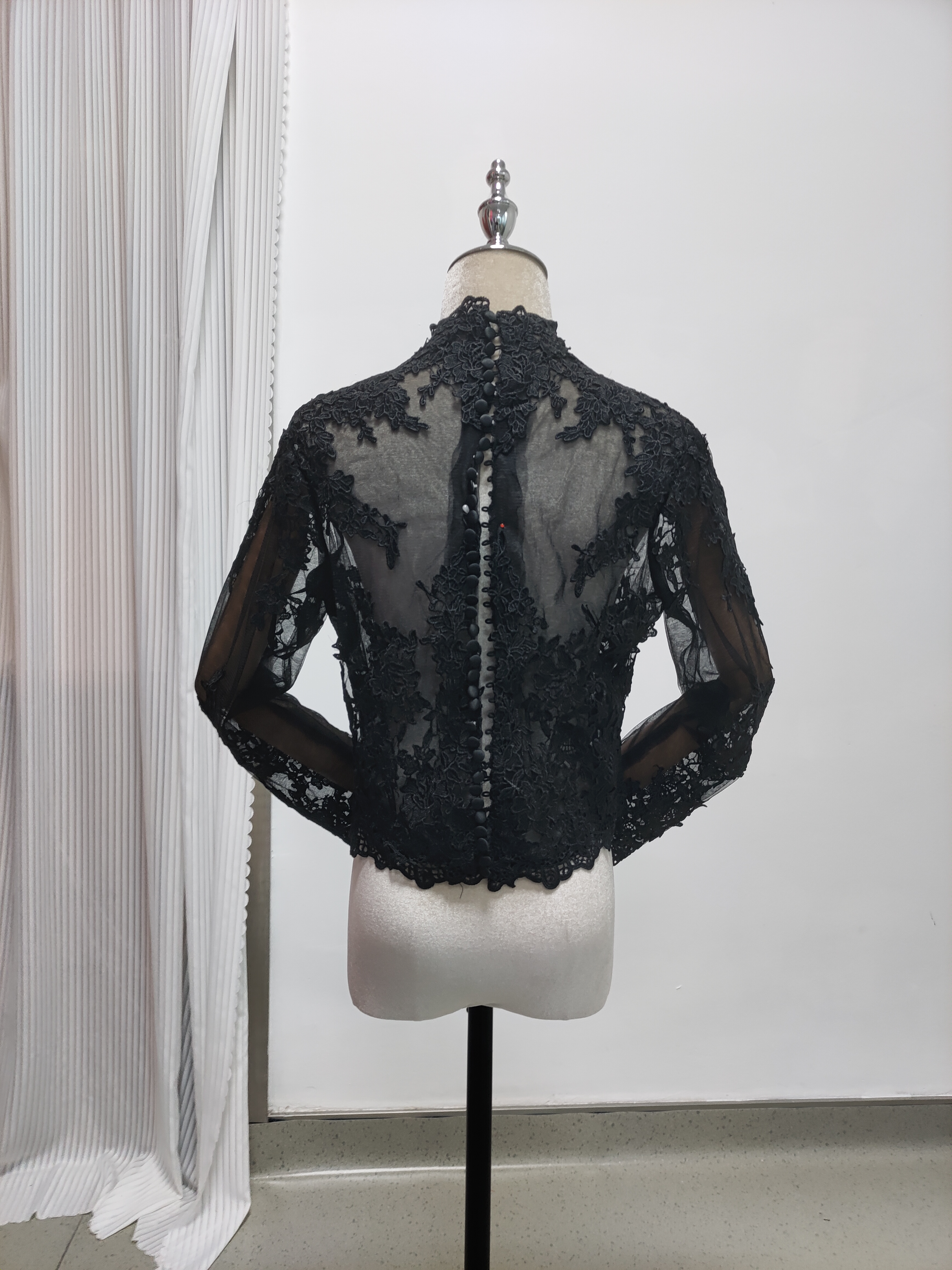 ボレロ ハイネック ブラック くるみボタン ロングスリーブ エレガント ブライダル 結婚式