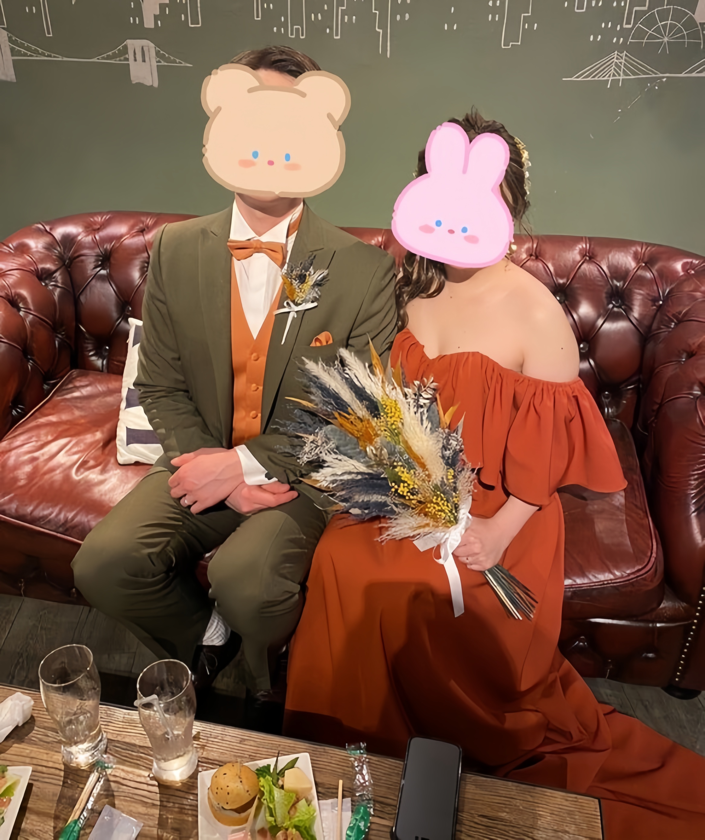 実例写真！エレガント パーティードレス オフショルダー テラコッタ色 クレープ生地 前撮り