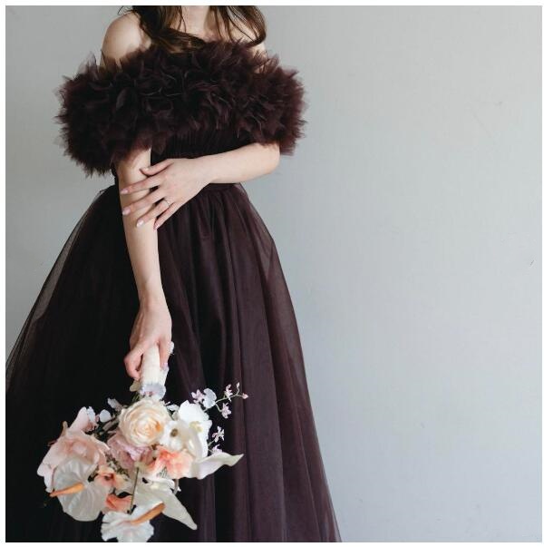 マーメイドライン サテン ボートネック パープル 背中見せ 繊細レース  