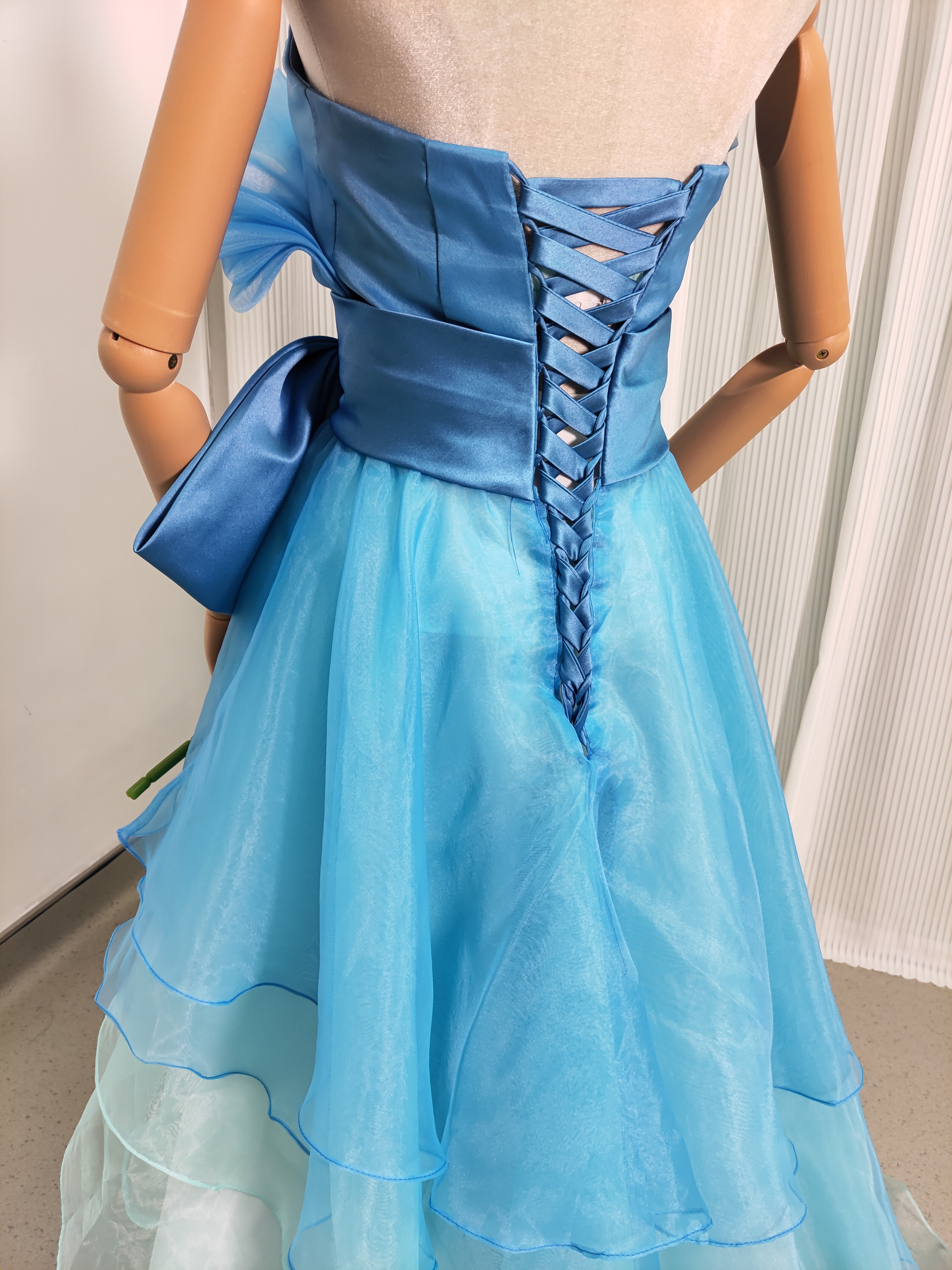 カラードレス ブルー 上質オーガンジー ラッフルフリル デザイン感 リボン 可愛い ミニワンピース