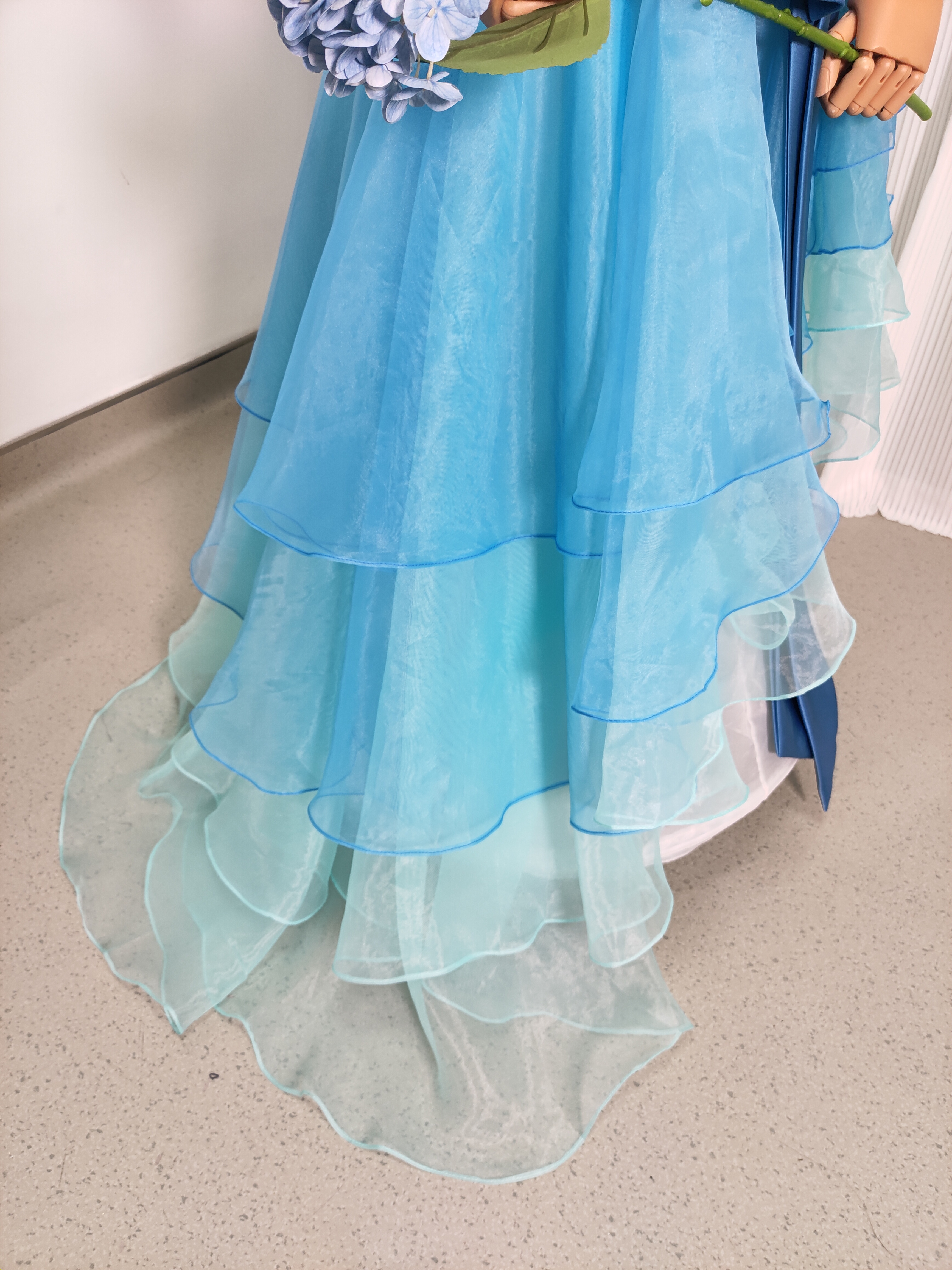 カラードレス ブルー 上質オーガンジー ラッフルフリル デザイン感 リボン 可愛い ミニワンピース