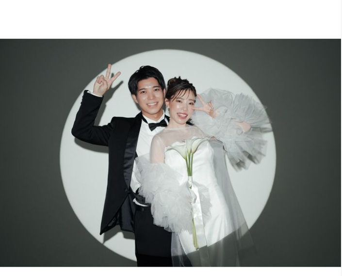 マーメイドライン サテン ボートネック パープル 背中見せ 繊細レース  