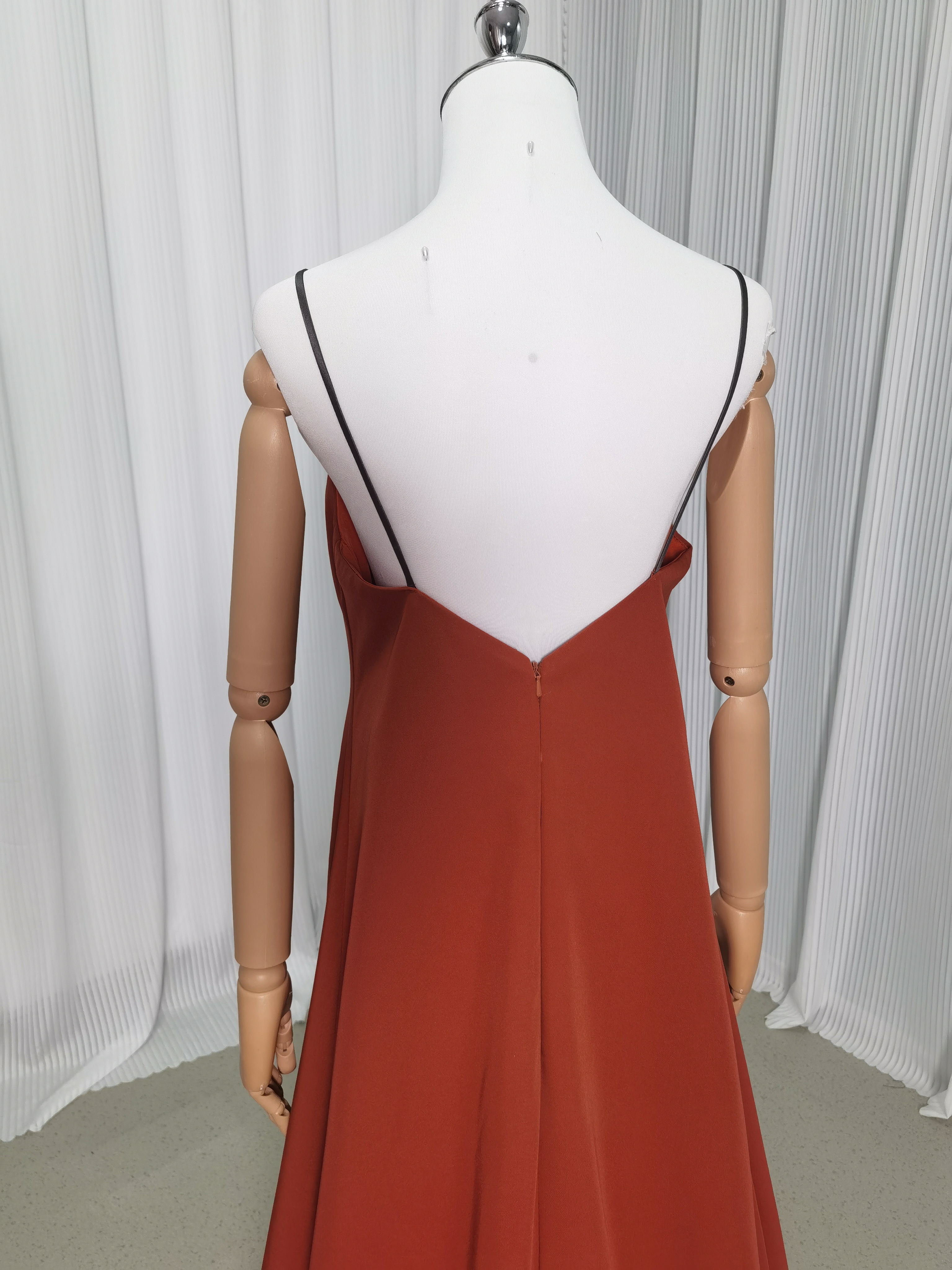 人気上昇！カラードレス テラコッタ色 Vネック ワンピース キャミソール 背中見せ 前撮り