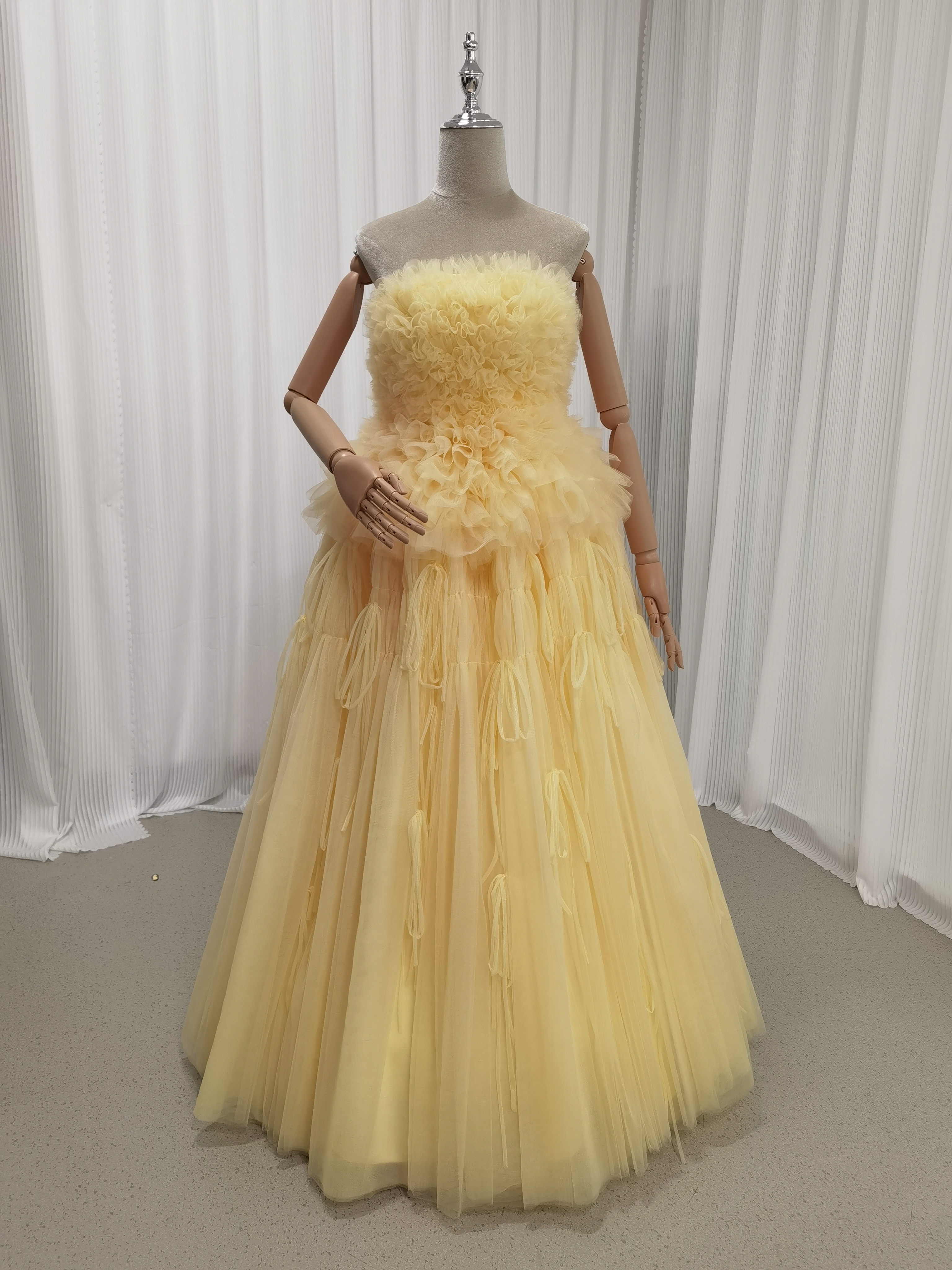 カラードレス クリームイエロー ベアトップ リボン ロング 編み上げ もこもこドレス 前撮り 結婚式