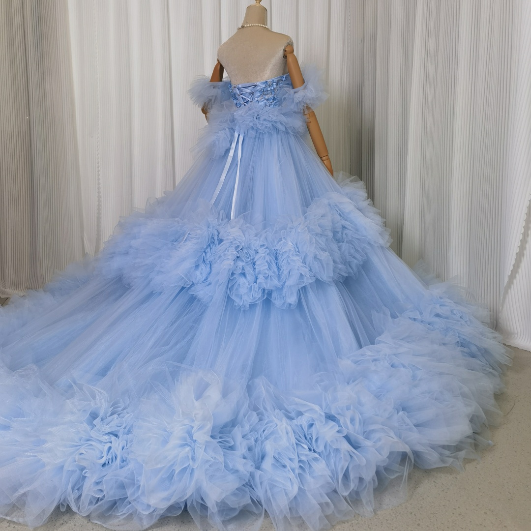 豪華！カラードレス ブルー ベアトップ フリル袖 キラキラスパンコール 花モチーフ ラッフルフリル 編み上げ 前撮り