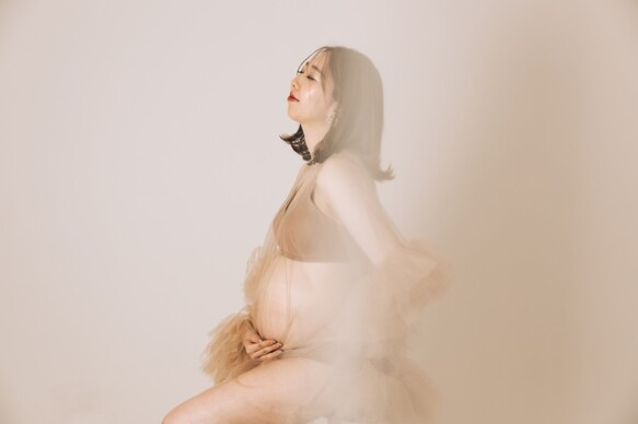実例写真！トップス ベージュ ロングスリーブ ラッフルフリル 披露宴/結婚式 前撮り 色直し