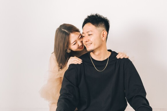 実例写真！トップス ベージュ ロングスリーブ ラッフルフリル 披露宴/結婚式 前撮り 色直し