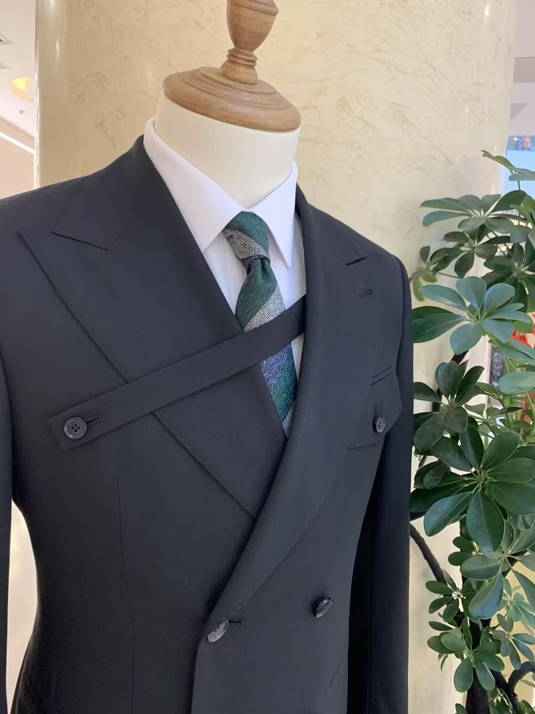 高品質！タキシード ブラック ジャケット、パンツの2点セット 新郎衣装