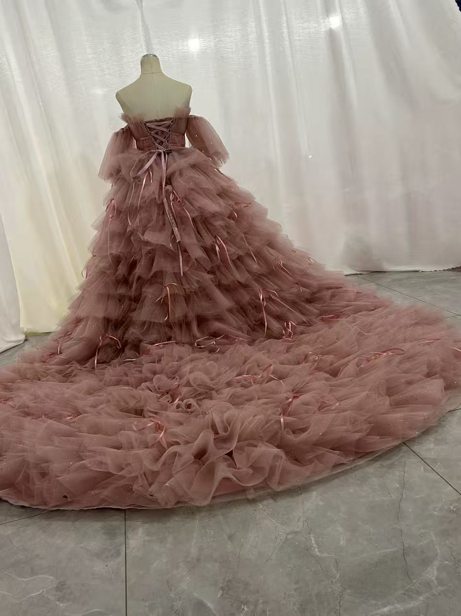 カラードレス ブルー ベアトップ パフスリーブ リボン キラキラチュール もこもこドレス 花嫁 抜群のおしゃれ見え