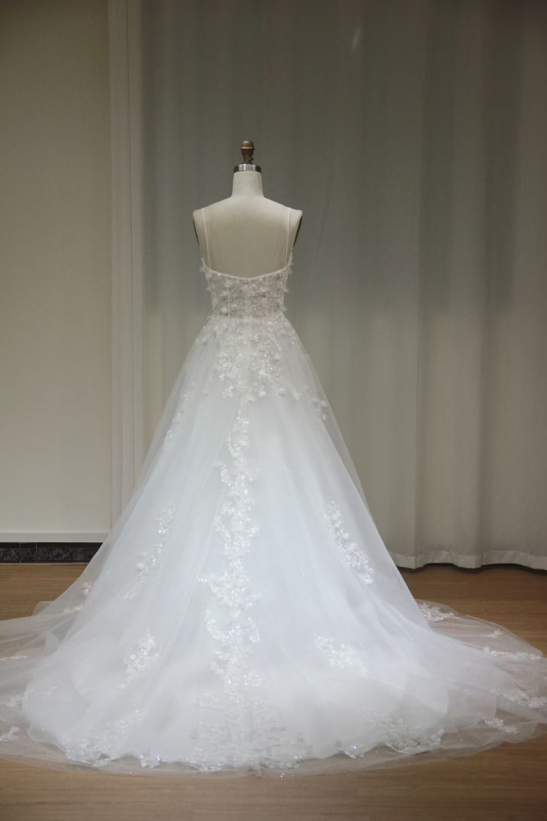 フランス風 ウェディングドレス キャミソール 美しい花レース 3D立体レース刺繍 セクシー 結婚式