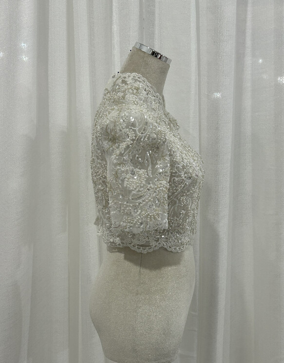 実例写真！ボレロのみ 半袖 ハイネック 美しい花レース 韓国風ドレス 華やか 結婚式 素敵な