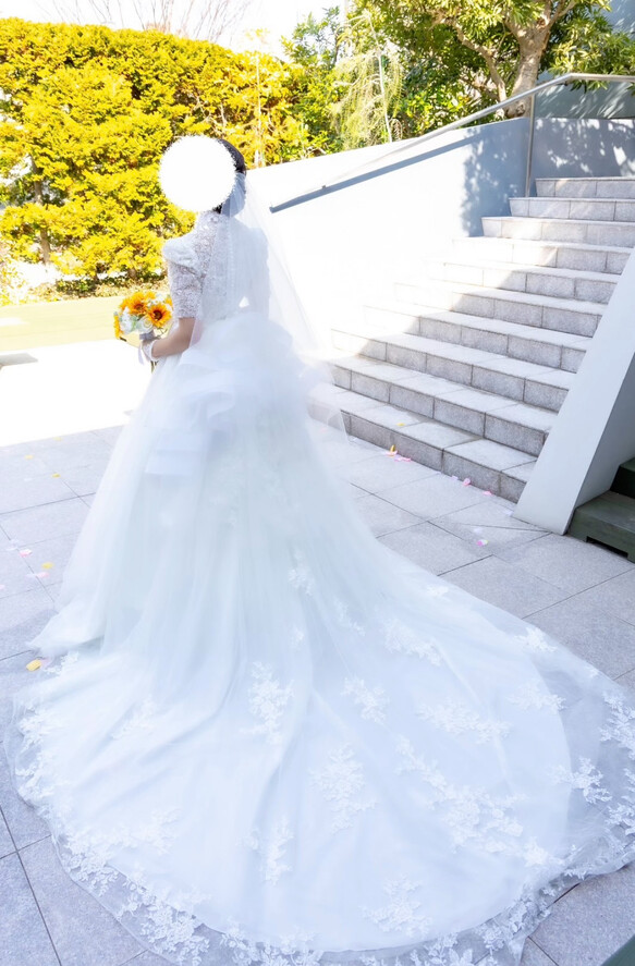 実例写真！ボレロのみ 半袖 ハイネック 美しい花レース 韓国風ドレス 華やか 結婚式 素敵な