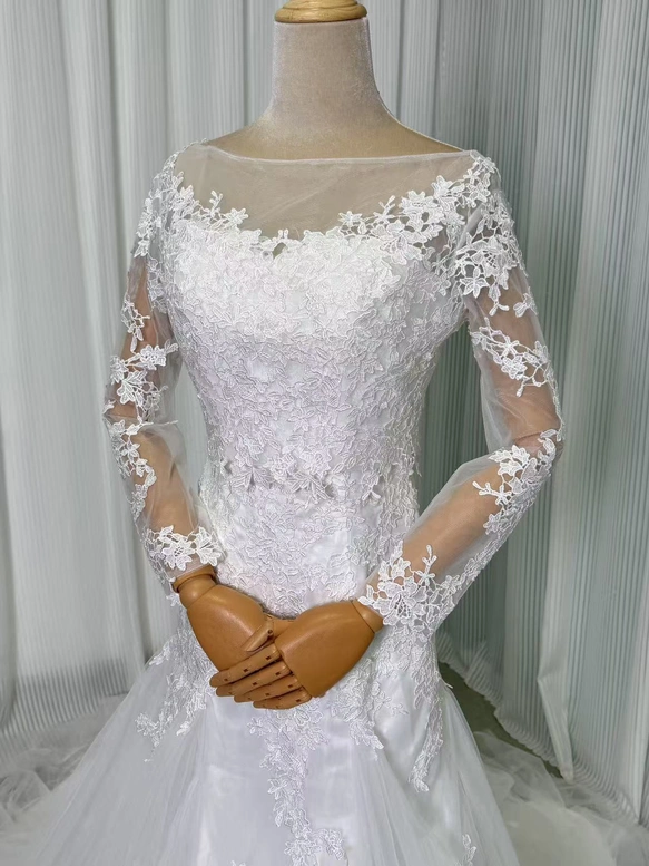 実例写真！2waysマーメイドウエディングドレス　刺繍ボレロ付き　くるみボタン　トレーン　前撮り　二次会　結婚式　