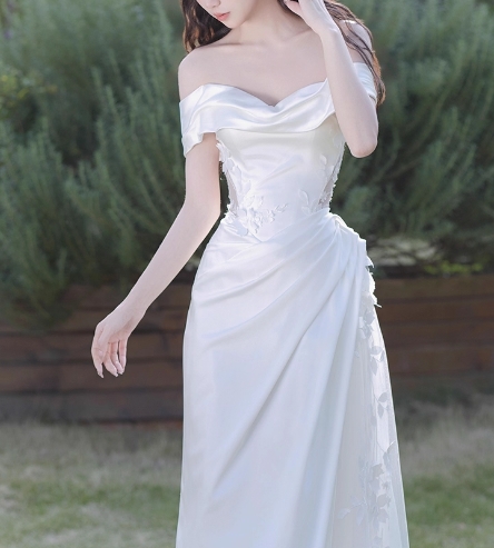 ウェディングドレス オフショルダー 繊細レース 可愛い 抜群のおしゃれ見え 前撮り