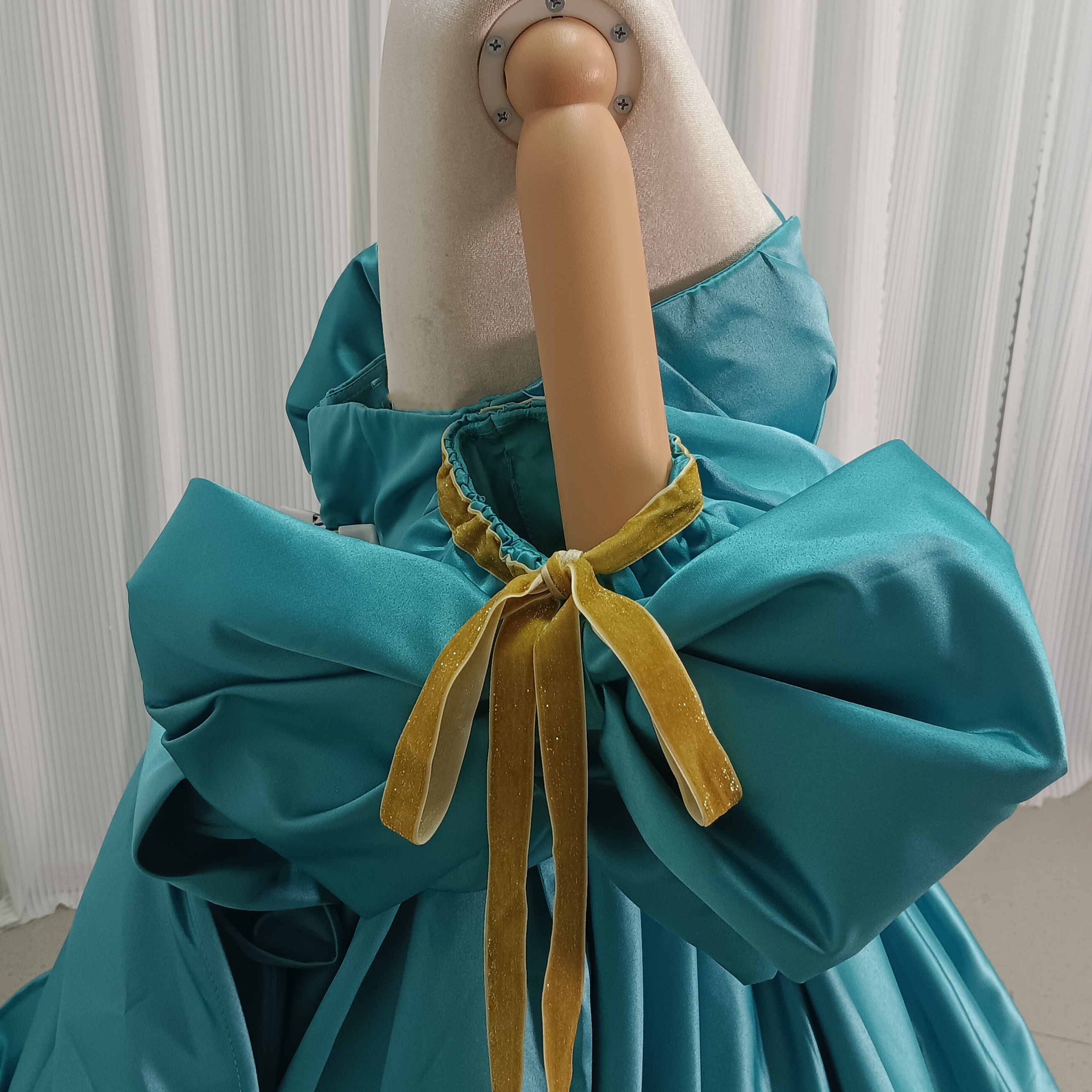 姫袖 パフスリーブ のみ只有 光沢感 ブルー 色直し 結婚式 花嫁 可愛い オーダーメイド