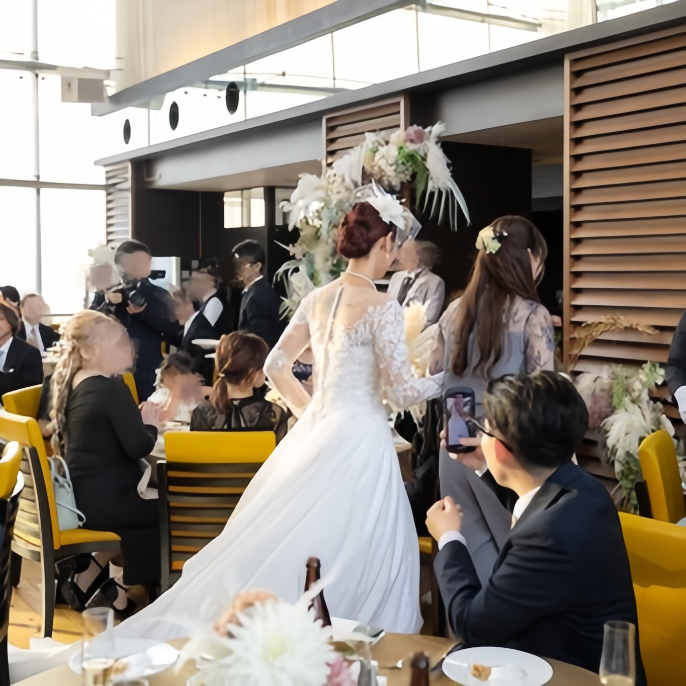 実例写真！優しい ボレロ ロングスリーブ キラキラスパンコール 繊細レース 花嫁/ウェディングドレス