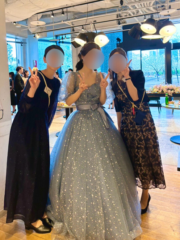 実例写真！ カラードレス+トップス ブルー サッシュベルト キラキラチュール 結婚式 Aライン プリンセスライン