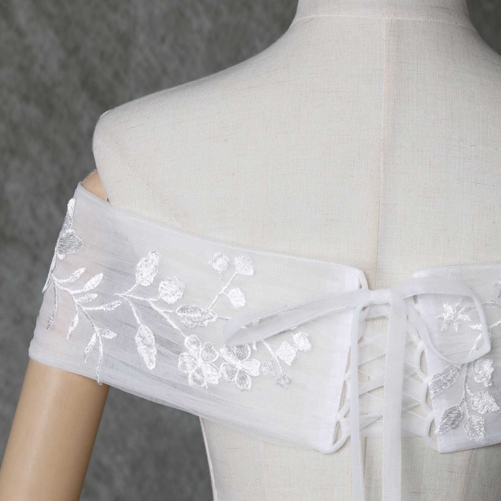 送料無料！上品レースオフショルダーのみ　ドレスアレンジ　付け襟　サイズ調整可能　ウエディングドレス小物