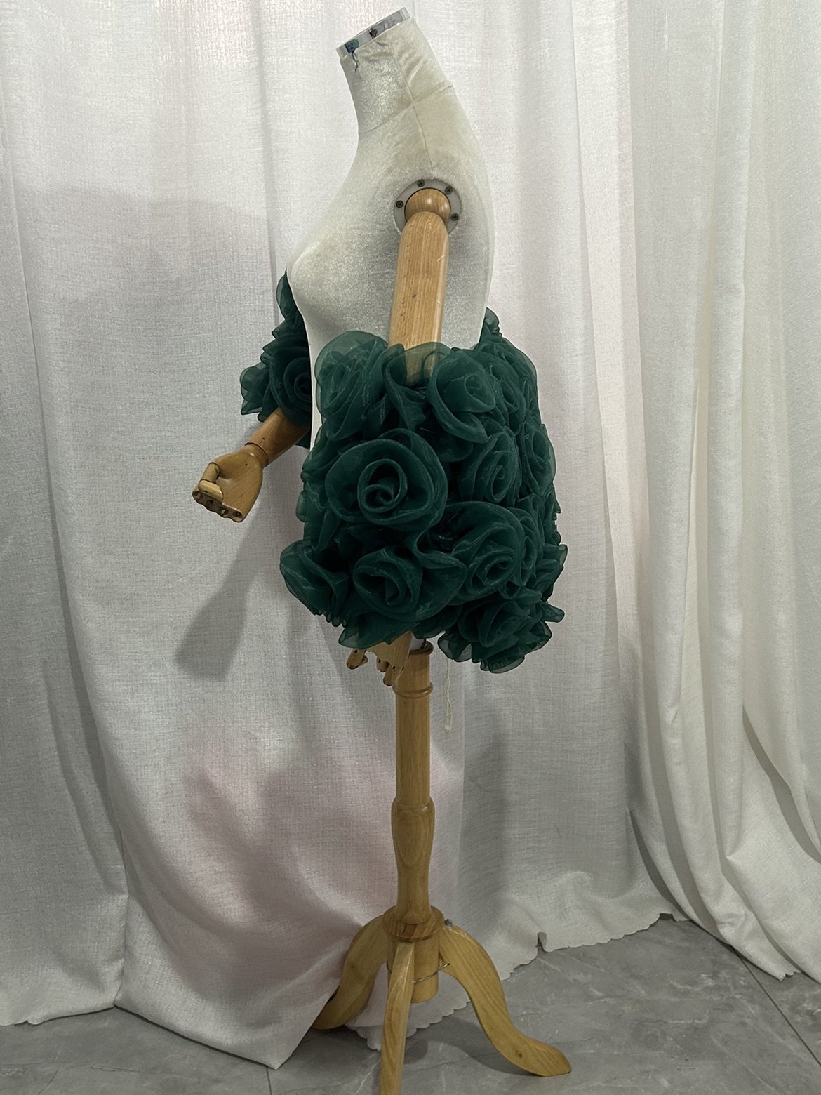 カラードレス グリーン ポンチョ バラトレーン 上質オーガンジー ブライダル 結婚式 前撮り