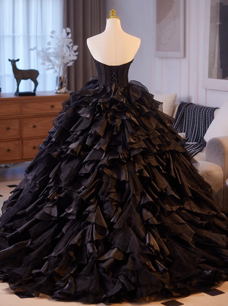 豪華！パーティードレス ブラック ベアトップ 柔らかく重ねたチュールスカート 前撮り