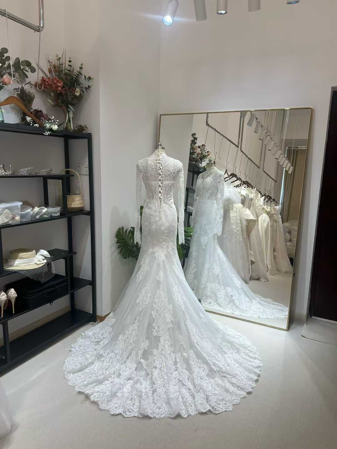 ウェディングドレス ハイネック 長袖 マーメイド 贅沢な小花総レース 結婚式 優雅なシルエット 韓国風ドレス