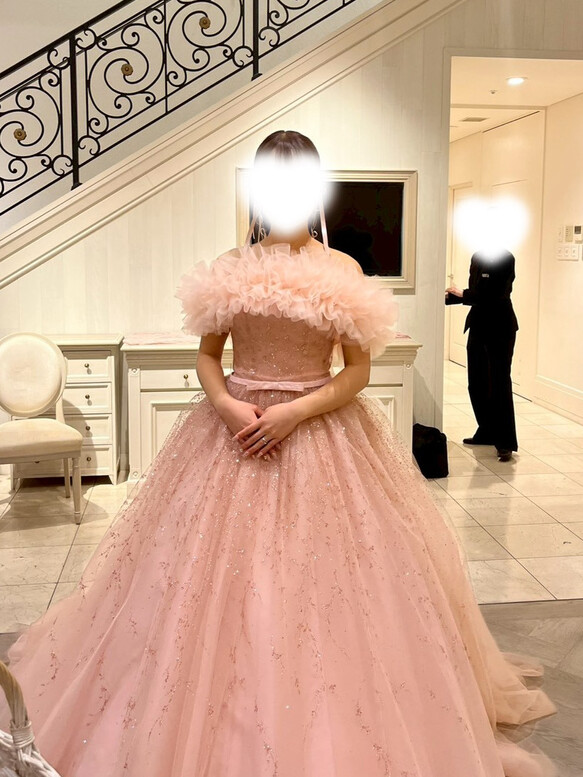 実例写真！取り外しオフショルダーのみ ピンク ソフトチュール 編み上げ 花嫁/カラードレス