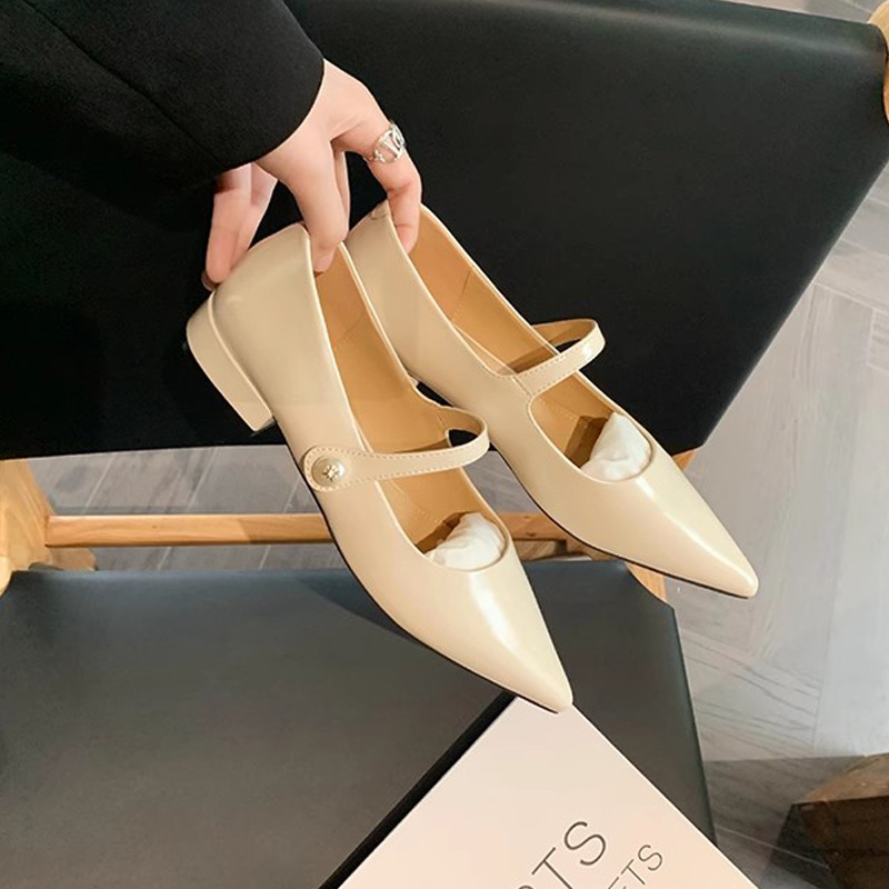 春季新款法式復古尖頭粗跟單鞋瑪麗珍鞋