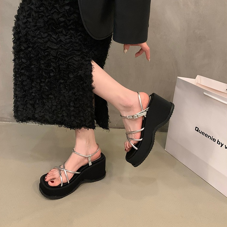 精緻高級感厚底增高鬆糕鞋涼鞋