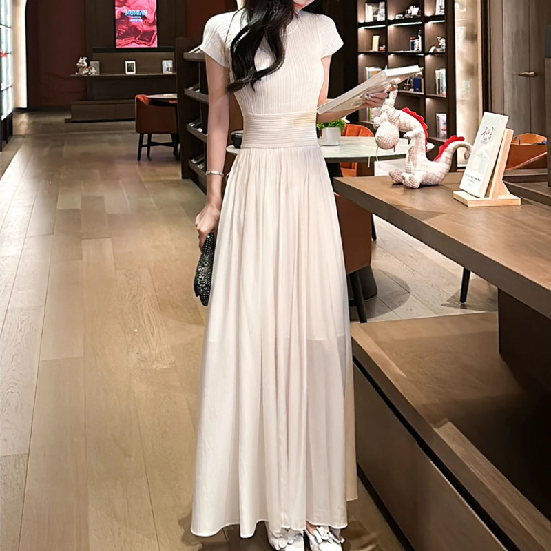 透氣雙曲紗拼接圓領顯瘦顯高連衣裙