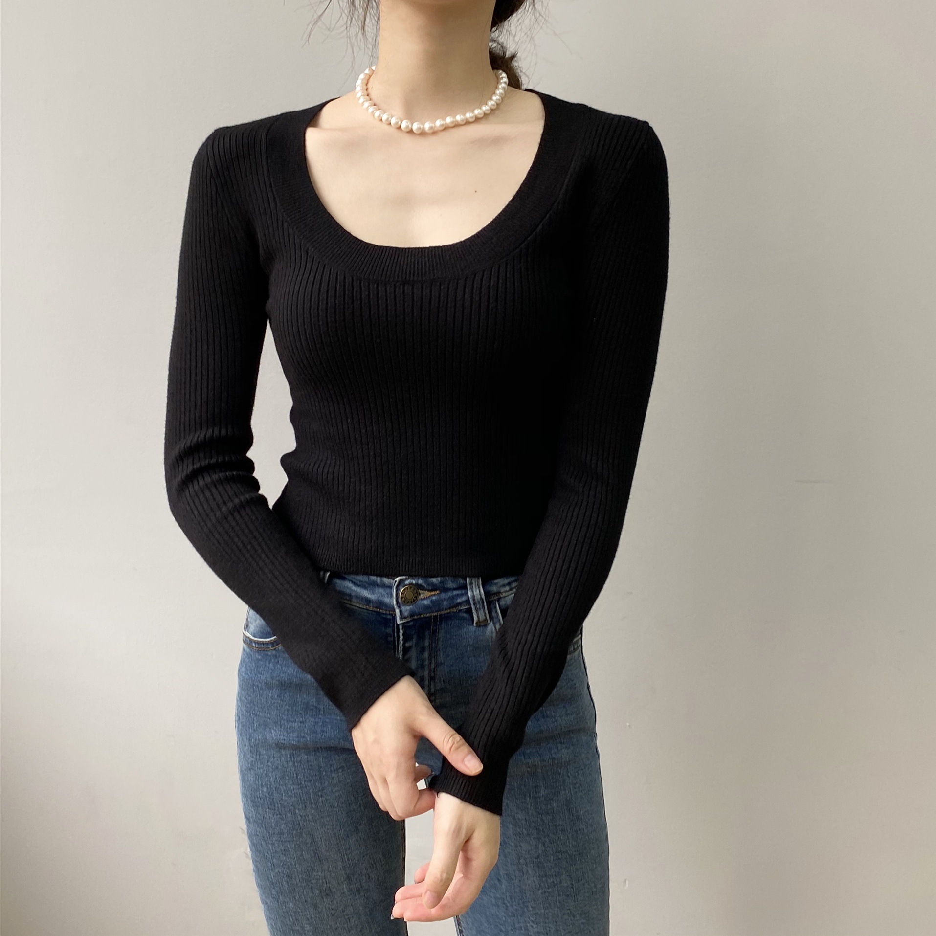 優雅坑條圓領薄款上衣針織內搭打底衫