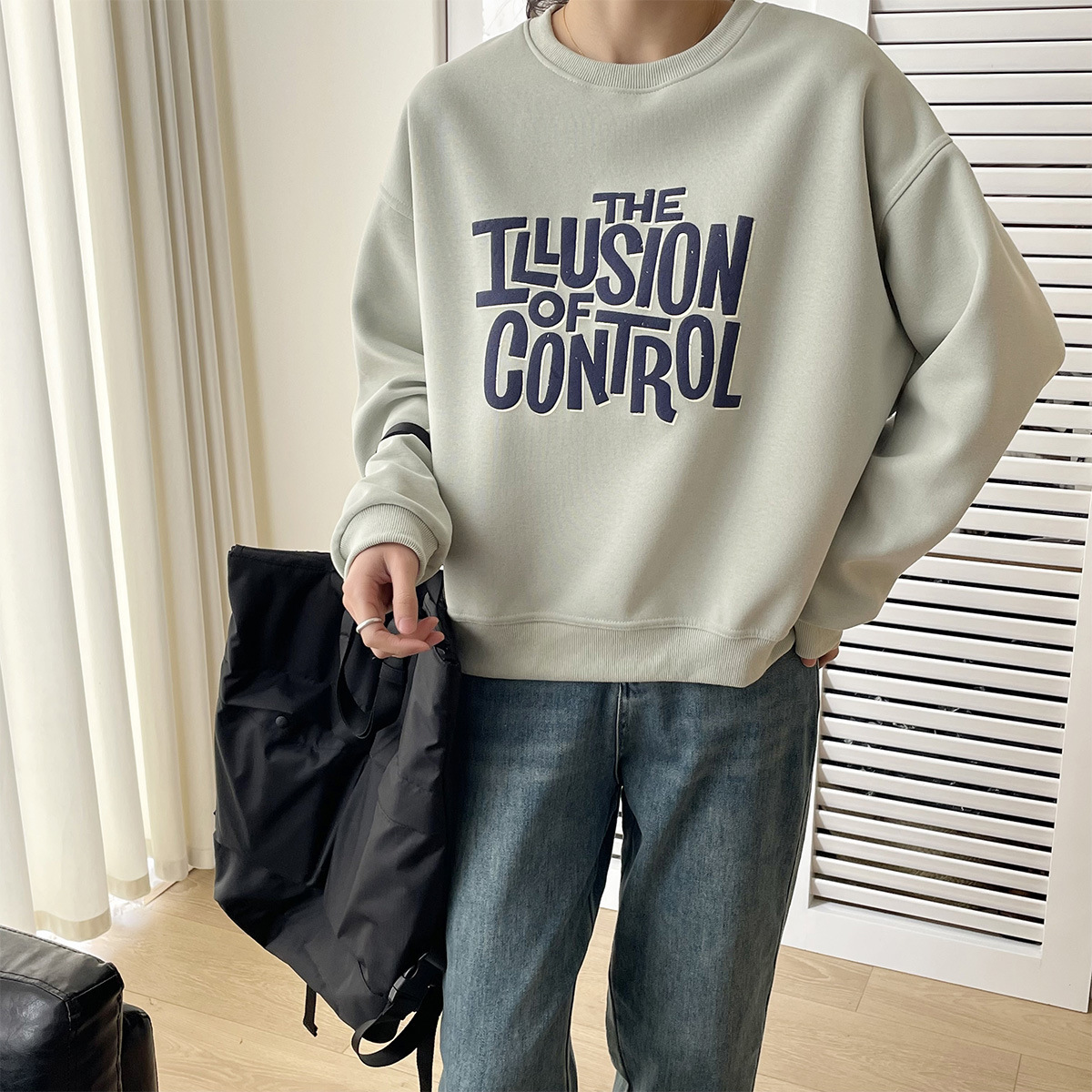 慵懶圓領字母印花寬鬆顯瘦休閒衛衣