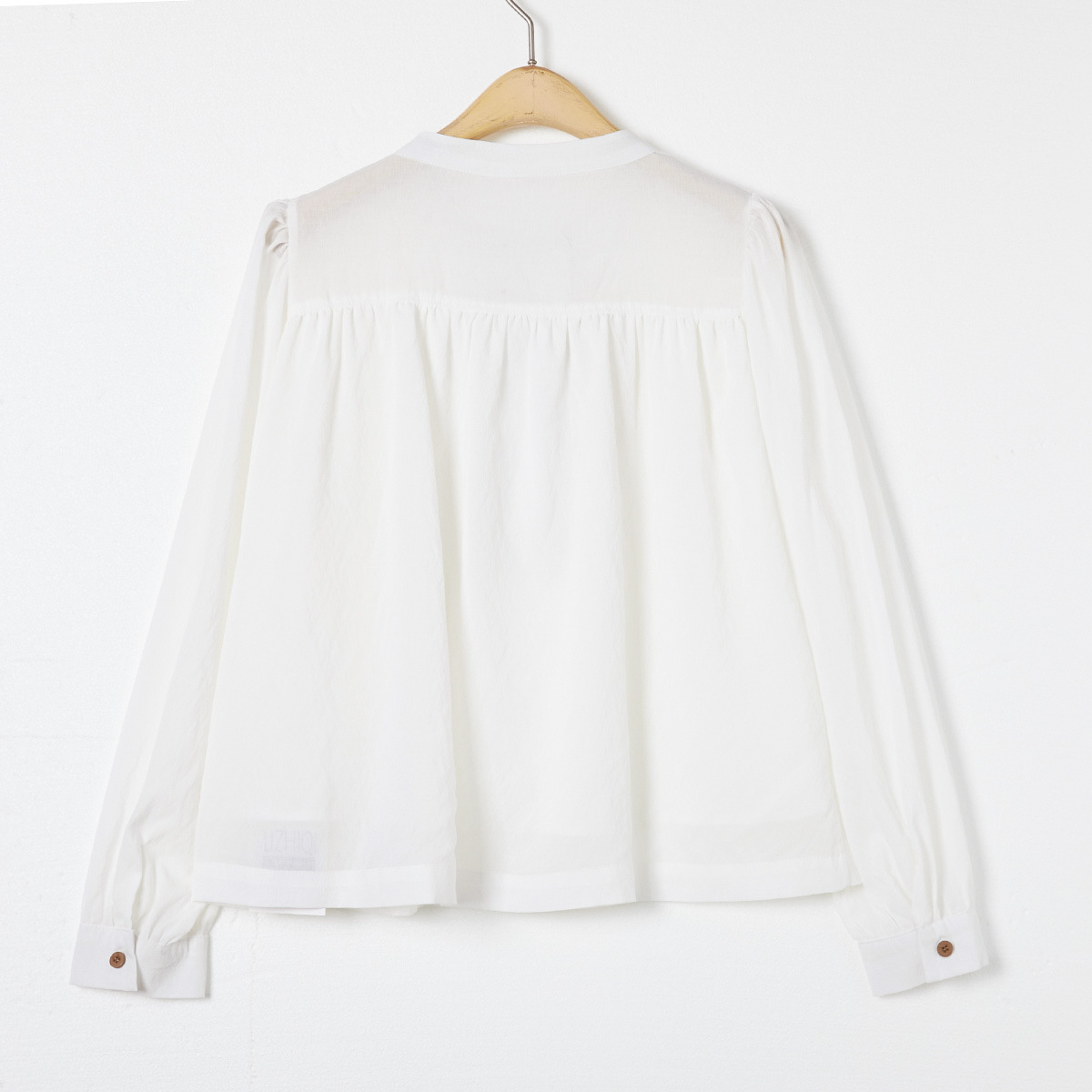 法式氣質圓領套頭泡泡袖襯衫