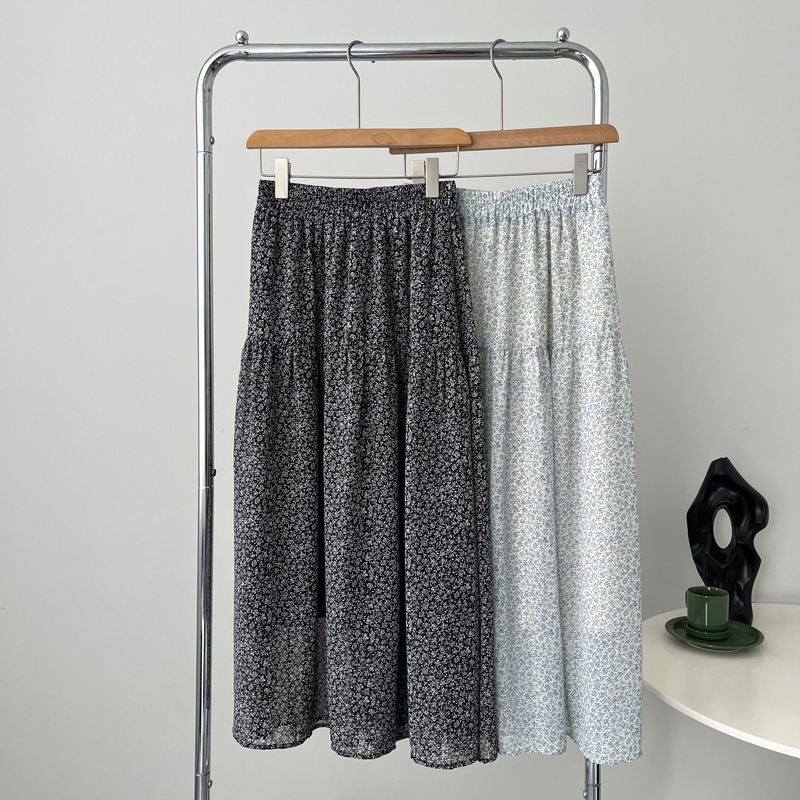 溫柔氣質飄逸半身裙鬆緊腰碎花蛋糕裙