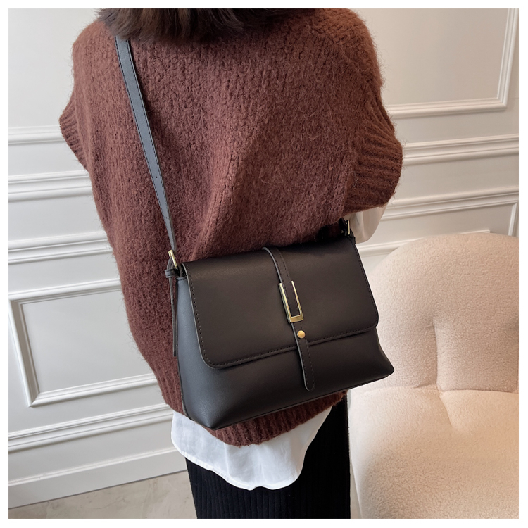 通勤百搭簡約時尚流行大容量單肩斜背包