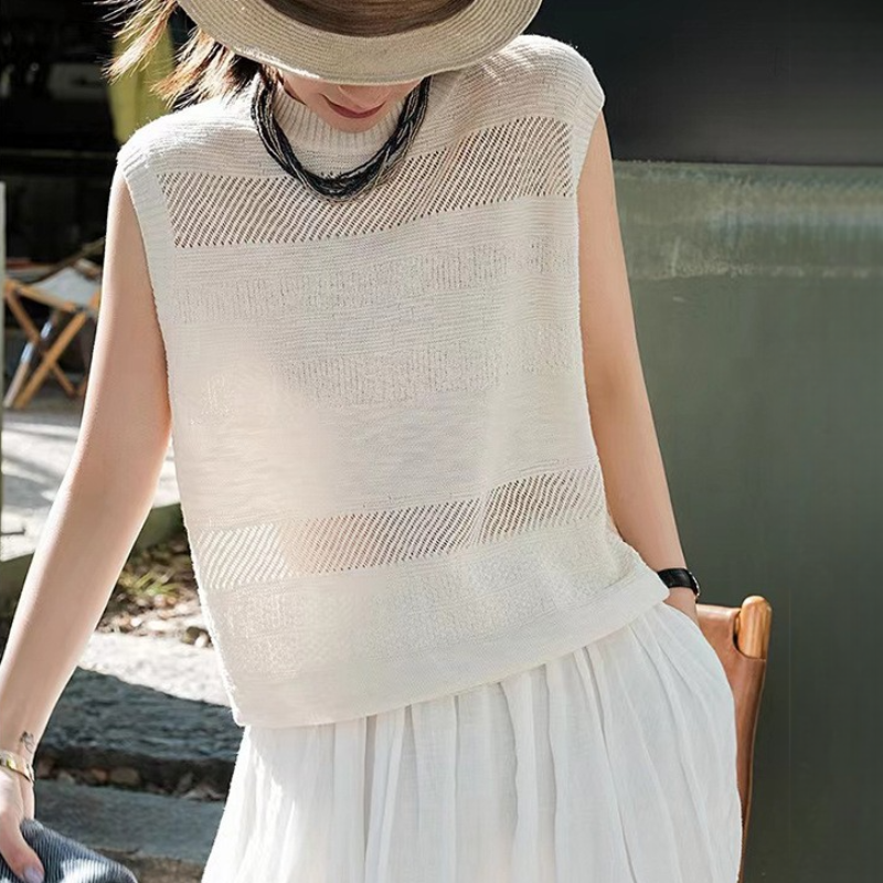 條紋提花肌理鏤空寬鬆圓領針織打底背心