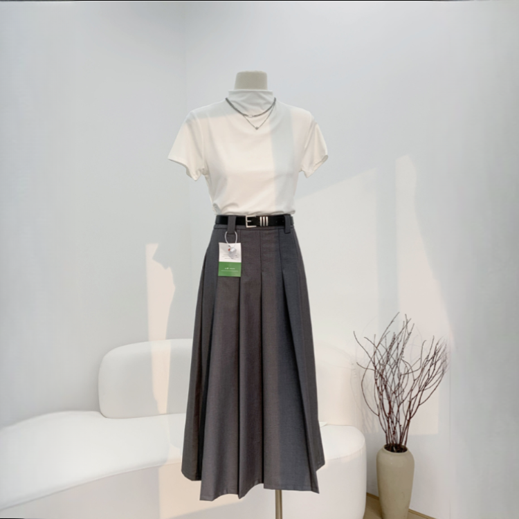 設計感顯瘦時尚短袖T恤半身裙兩件套