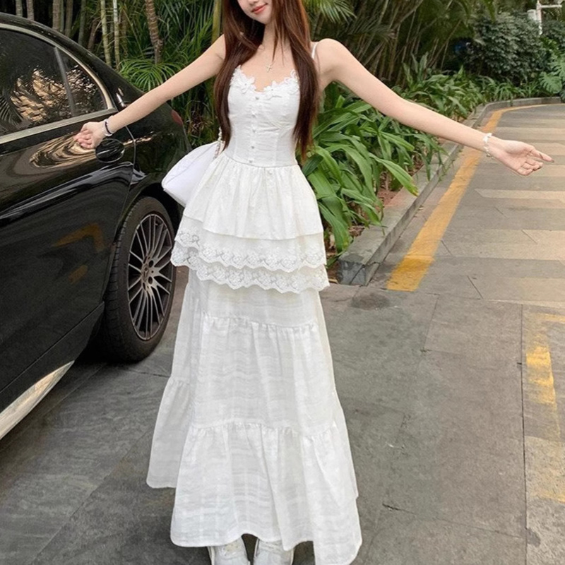 設計感吊帶半身裙溫柔風套裝