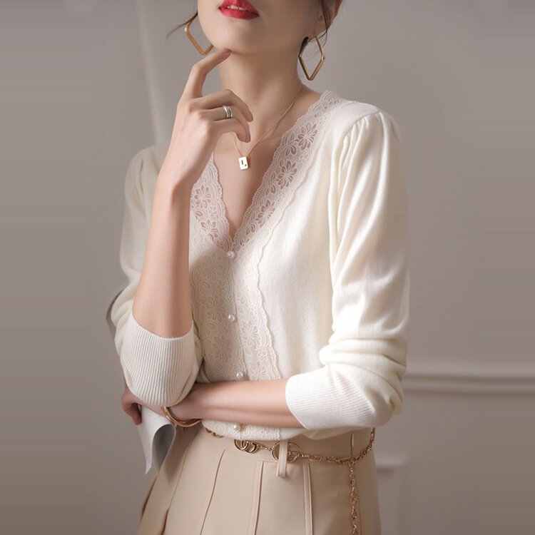 白松露V領蕾絲針織上衣