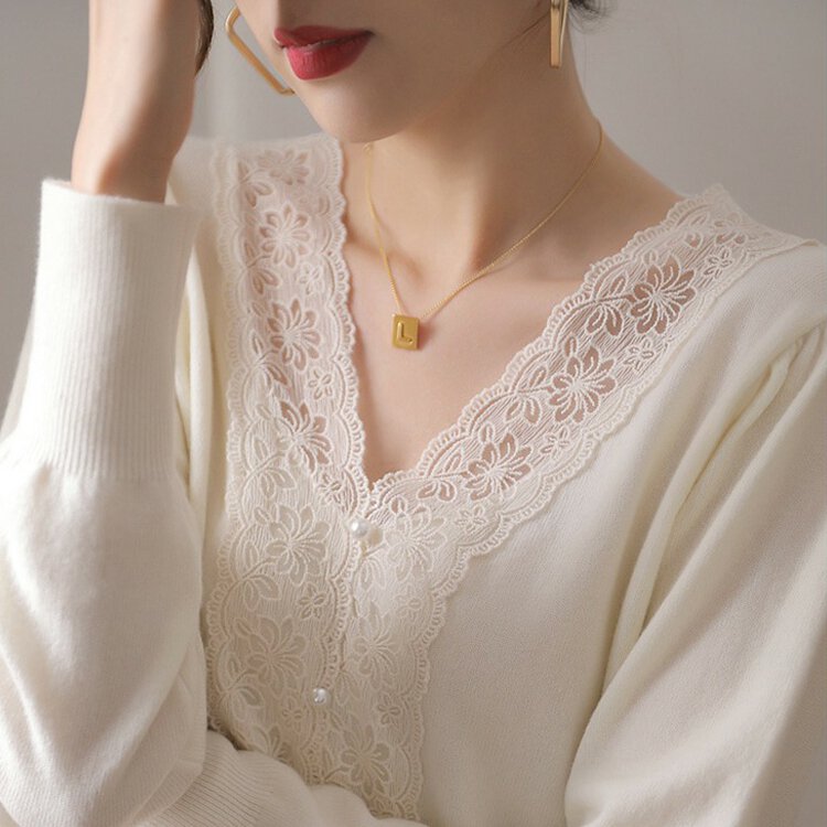 白松露V領蕾絲針織上衣