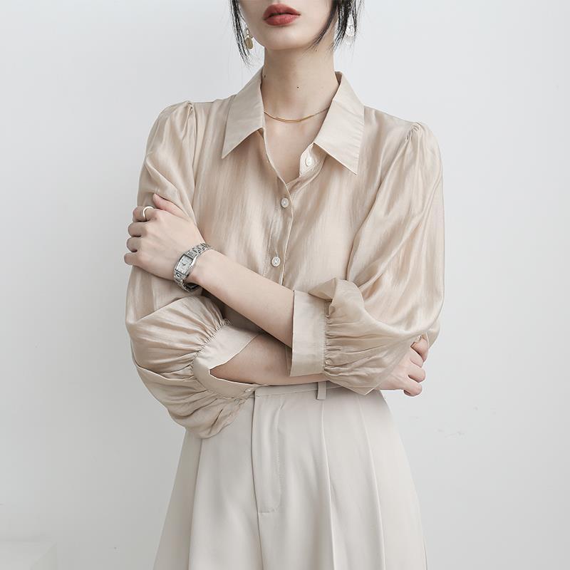 冷淡風純色防曬翻領襯衫