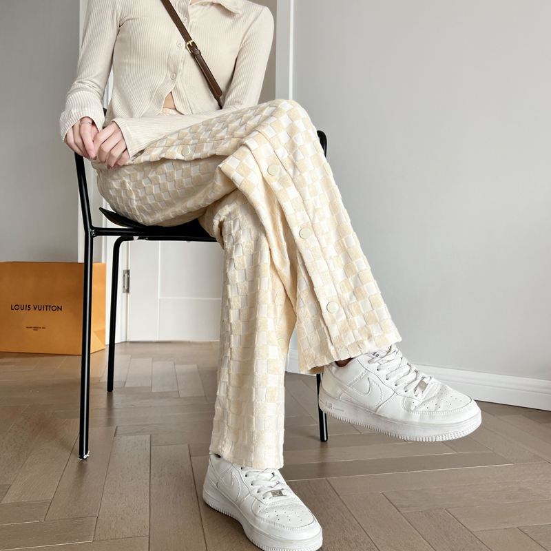 兩色棋盤格休閒排扣休閒褲