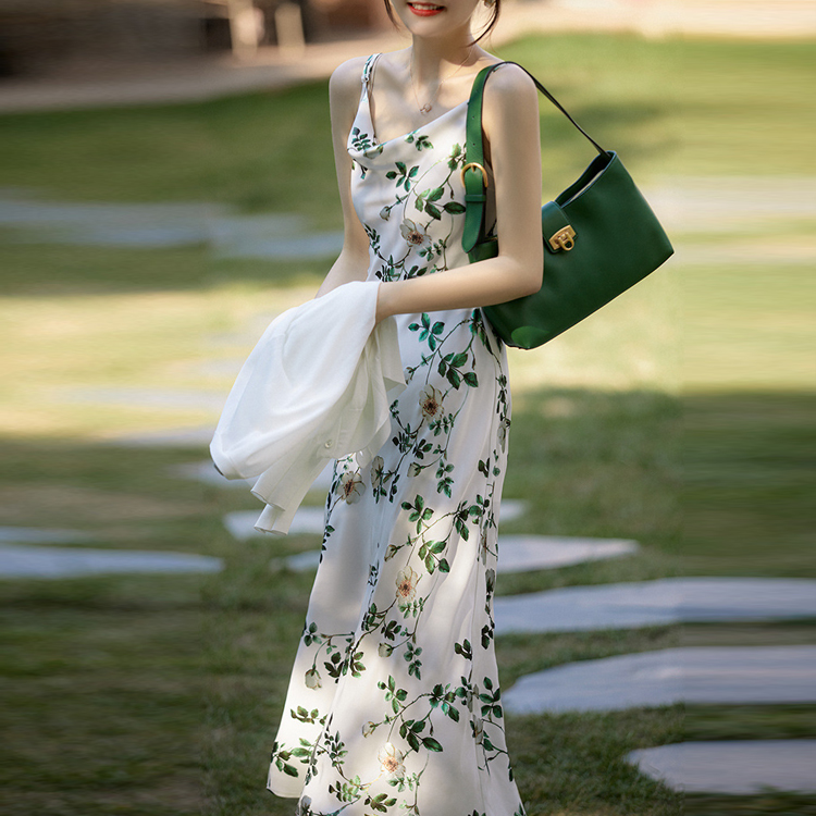 夏季薔薇花吊帶內搭連身裙