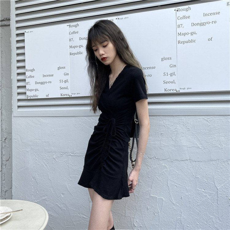 包臀抽繩褶皺閨蜜裝小黑裙